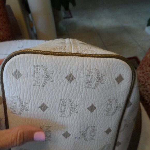 MCM White/Gold Signature Logo Napa Leather Tote & Pouch Set /Snake Print Detail - Picture 11 of 16